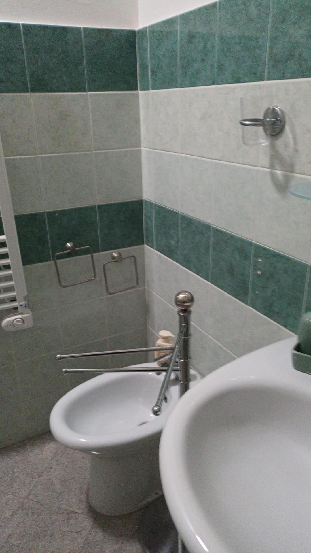Apartamento Casa N 2 Con Parcheggio Privato E Colonnina Ricarica Livorno Exterior foto